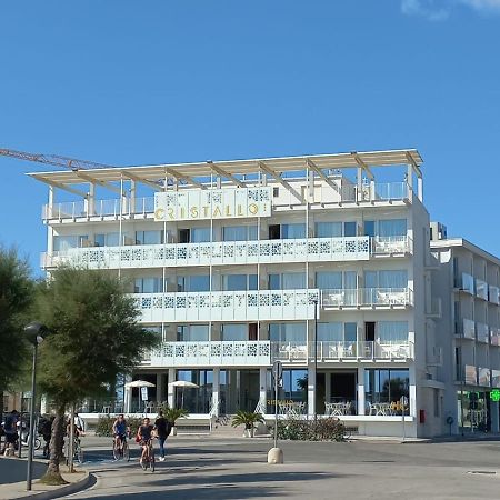 Hotel Cristallo Сенигаллия Экстерьер фото
